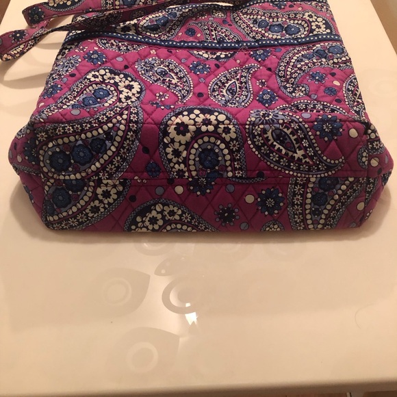 Vera Bradley Tote in Boysenberry - Picture 5 of 8